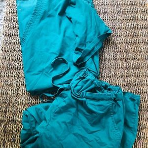 Cherokee luxe green Scrub Set Lot uniform m